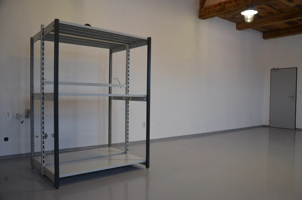 Regál oboustranný kovový – 190 x 125 x 105 cm – 3 police – bez zad – barvený pozink – samonosný – vysoká nosnost – Linde